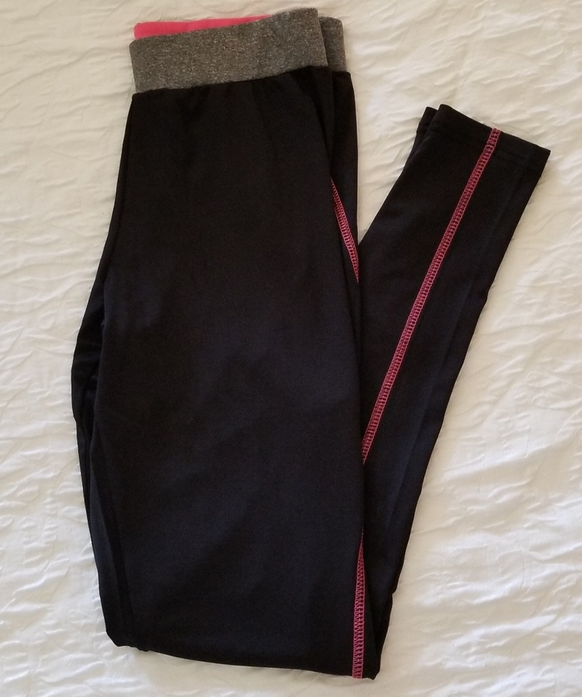 NWOT.  XS North OTF black/pink workout leggings